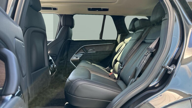 Land Rover Range Rover 3.0 D350 HSE 4dr Auto Diesel Estate